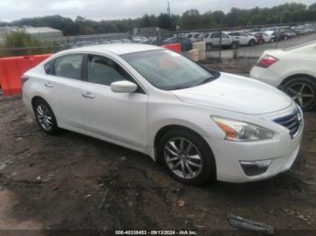  Salvage Nissan Altima