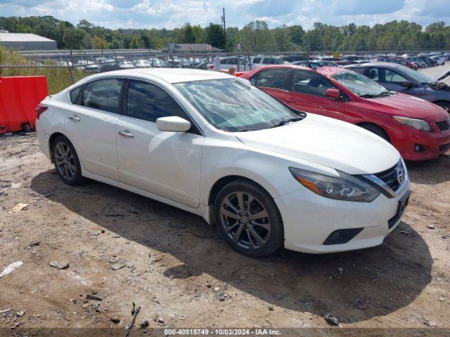  Salvage Nissan Altima