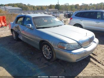  Salvage Lincoln Towncar