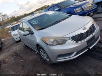  Salvage Kia Forte