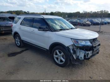  Salvage Ford Explorer