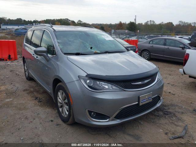  Salvage Chrysler Pacifica