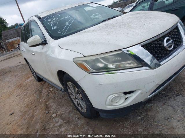  Salvage Nissan Pathfinder