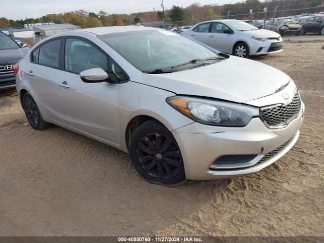  Salvage Kia Forte