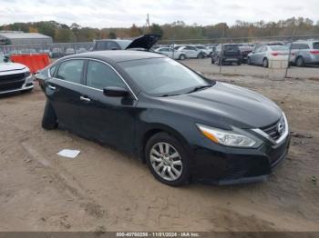  Salvage Nissan Altima