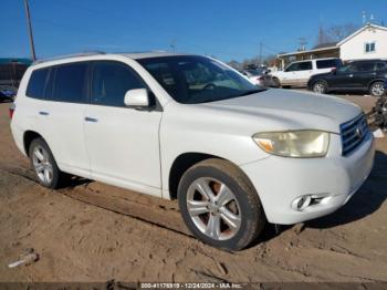  Salvage Toyota Highlander