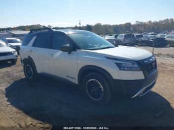  Salvage Nissan Pathfinder