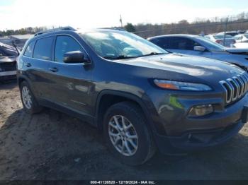  Salvage Jeep Cherokee