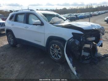  Salvage Jeep Cherokee