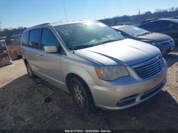  Salvage Chrysler Town & Country