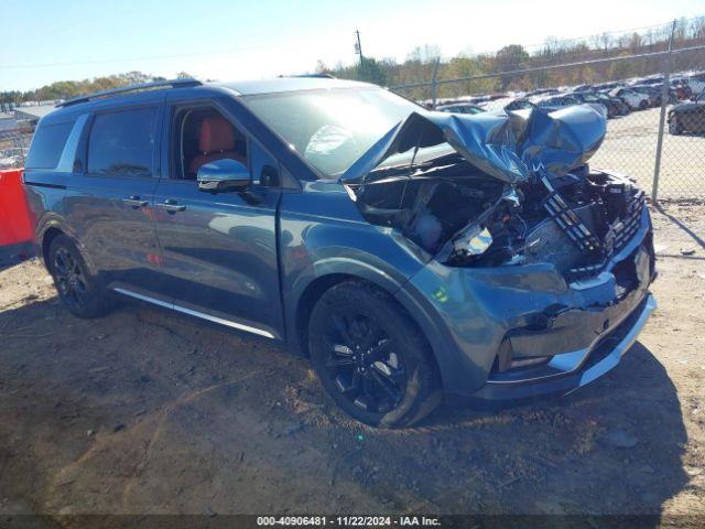  Salvage Kia Carnival