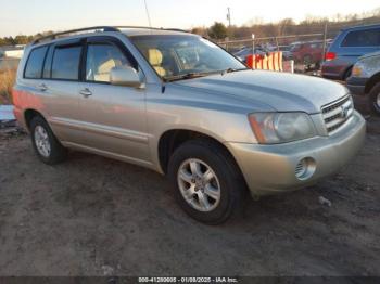  Salvage Toyota Highlander