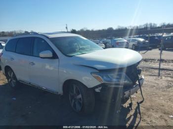  Salvage Nissan Pathfinder