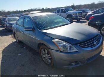  Salvage Nissan Altima