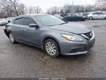  Salvage Nissan Altima