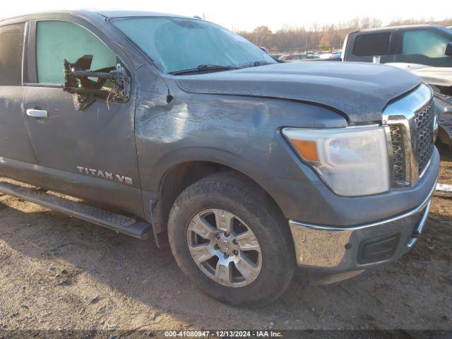  Salvage Nissan Titan