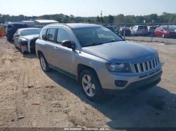  Salvage Jeep Compass