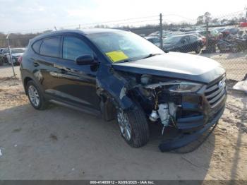  Salvage Hyundai TUCSON