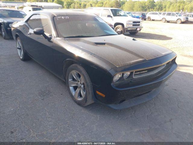  Salvage Dodge Challenger