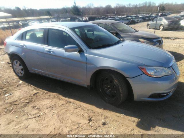  Salvage Chrysler 200