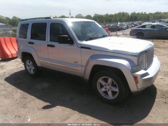  Salvage Jeep Liberty