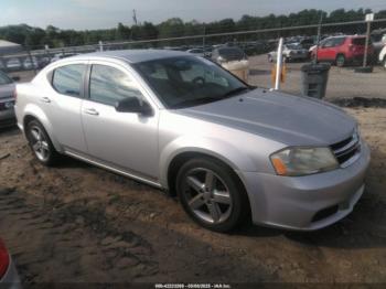  Salvage Dodge Avenger