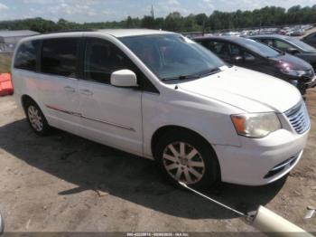  Salvage Chrysler Town & Country