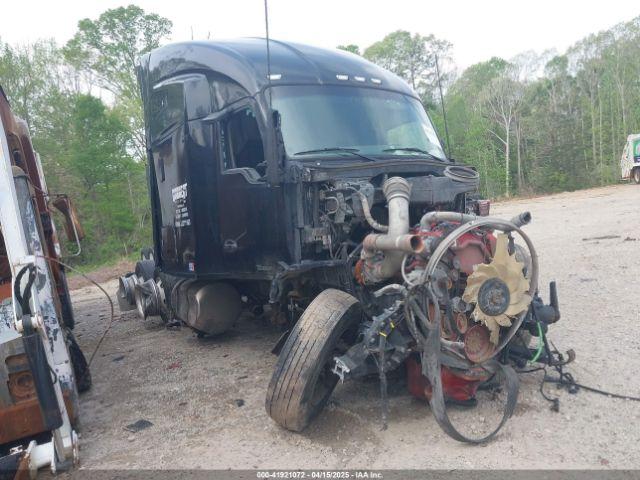  Salvage Kenworth T680