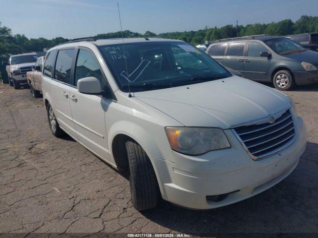  Salvage Chrysler Town & Country