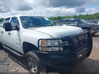  Salvage Chevrolet Silverado 2500