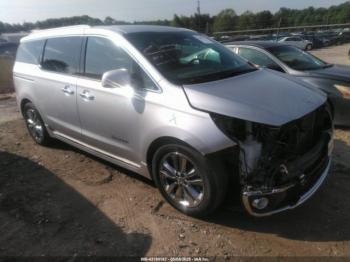  Salvage Kia Sedona