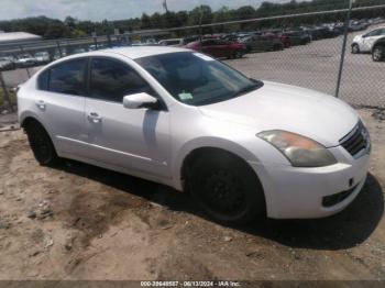  Salvage Nissan Altima