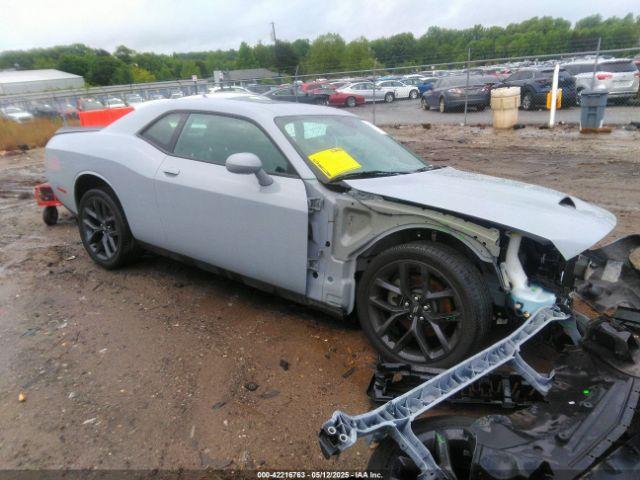  Salvage Dodge Challenger