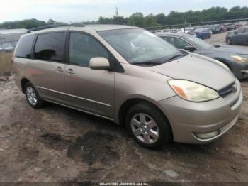  Salvage Toyota Sienna