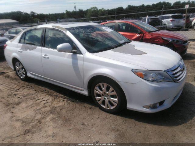  Salvage Toyota Avalon