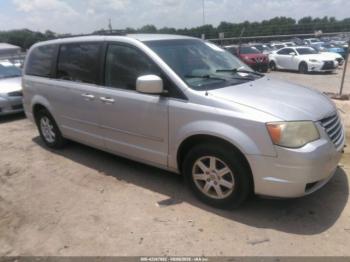  Salvage Chrysler Town & Country