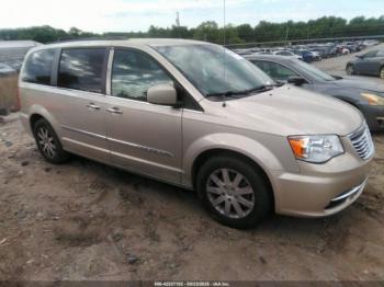  Salvage Chrysler Town & Country