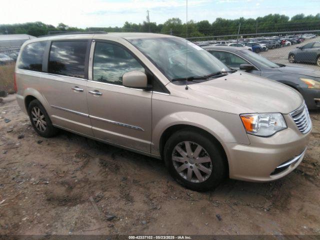  Salvage Chrysler Town & Country