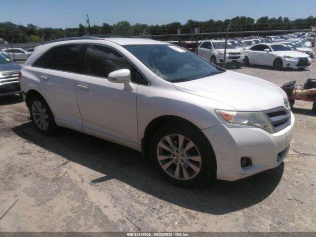  Salvage Toyota Venza