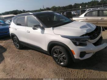  Salvage Kia Seltos