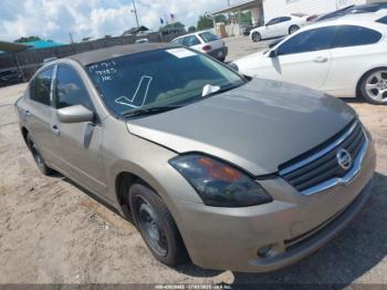  Salvage Nissan Altima