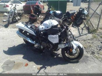  Salvage Suzuki Gsx1300