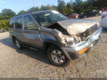  Salvage Nissan Pathfinder