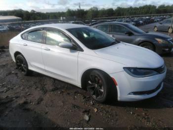  Salvage Chrysler 200