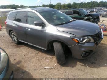  Salvage Nissan Pathfinder