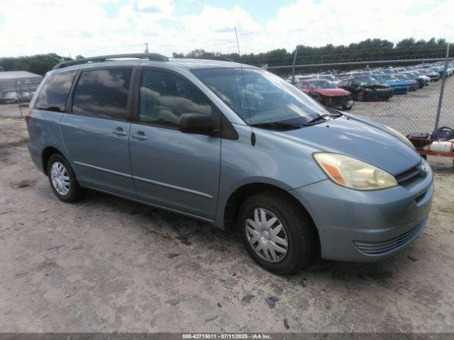  Salvage Toyota Sienna