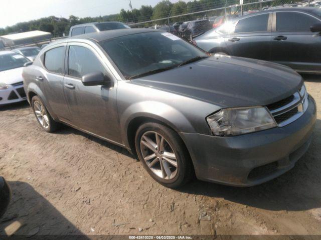  Salvage Dodge Avenger