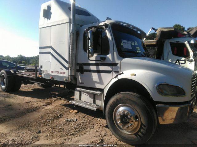  Salvage Freightliner M2