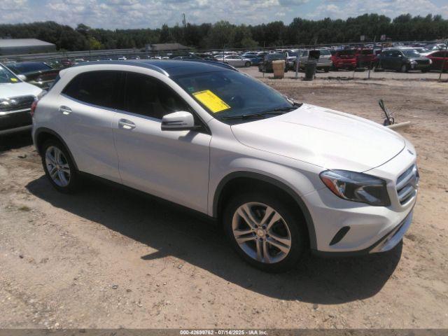  Salvage Mercedes-Benz GLA