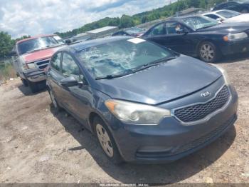  Salvage Kia Forte